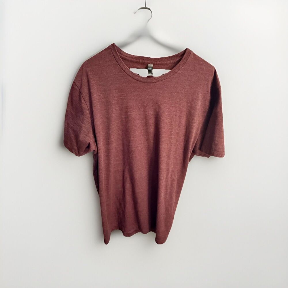 Bundle of 5 District Men's Crew Neck Jersey T-Shirts Large